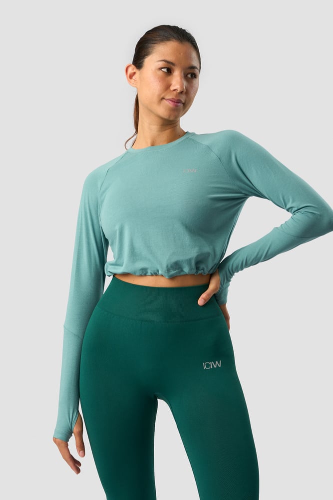 define cropped adjustable long sleeve mineral green