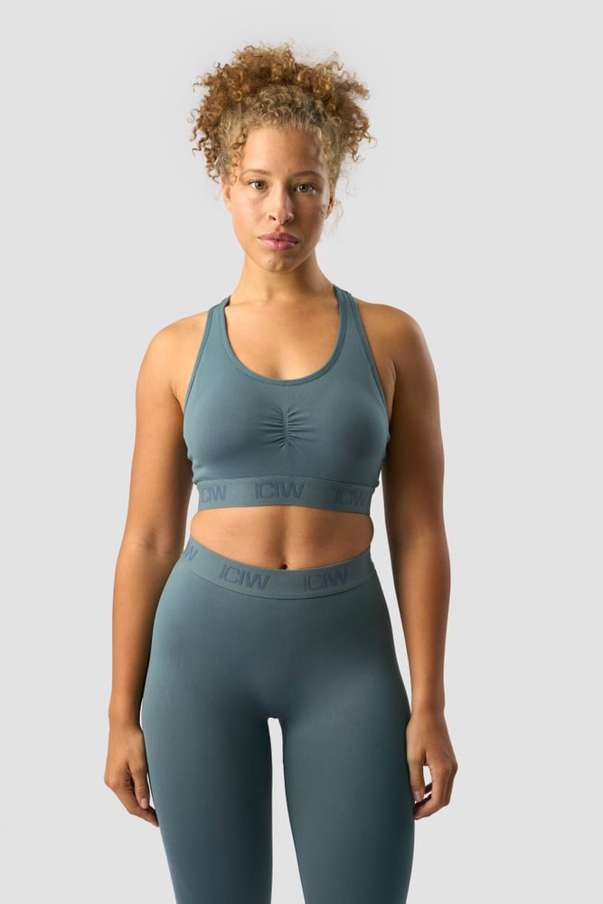 define seamless logo scrunch sports bra jungle green