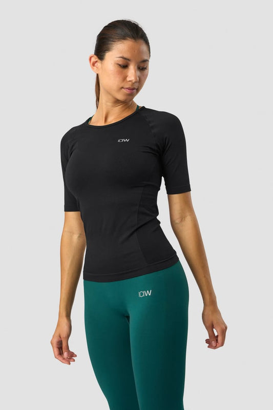 everyday seamless t-shirt mid sleeve black