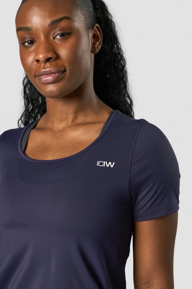 everyday tech t-shirt wmn navy