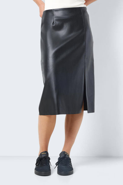 NOISY MAY - Clara Hw Slit Midi Length Skirt - Black