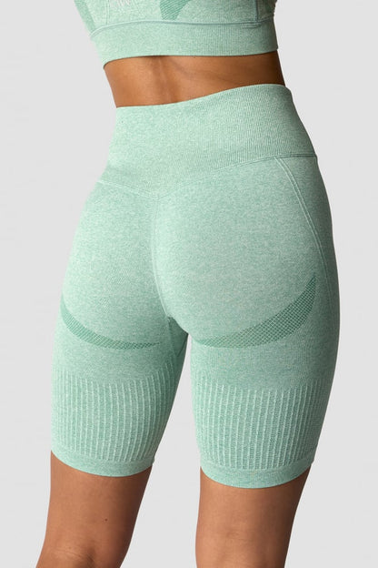 soft seamless biker shorts wmn light green melange